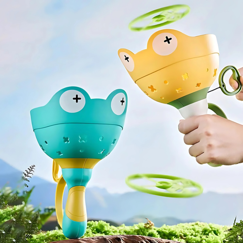 Launch & Spin Disc Blaster With Silly Frog Face